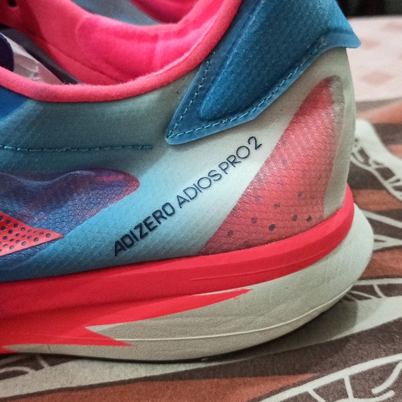 Adidas - Picture 7 of 8